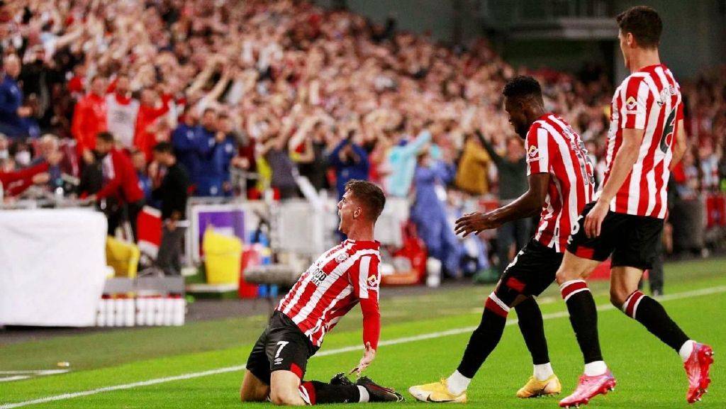 爱游戏中国官方平台关于蒂姆巅峰对决，Uzi与50激战阿森纳分钟，出色防守胜负难料！的信息